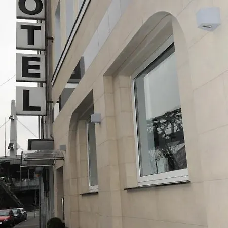 Zur Krone Hotel