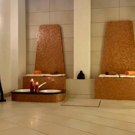 Zur Krone Hotel 3*