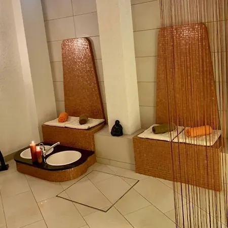 Zur Krone Hotel 3*