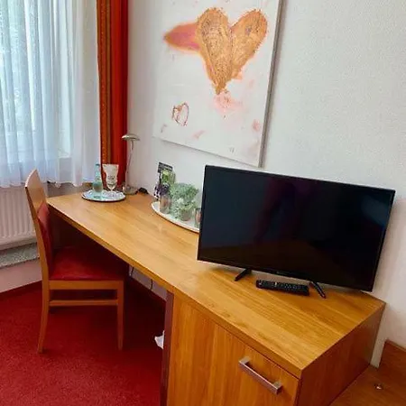 Zur Krone Hotel 3*
