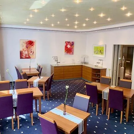 Hotel Zur Krone 3*