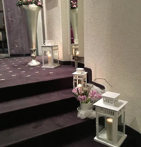 Zur Krone 3* Wuppertal